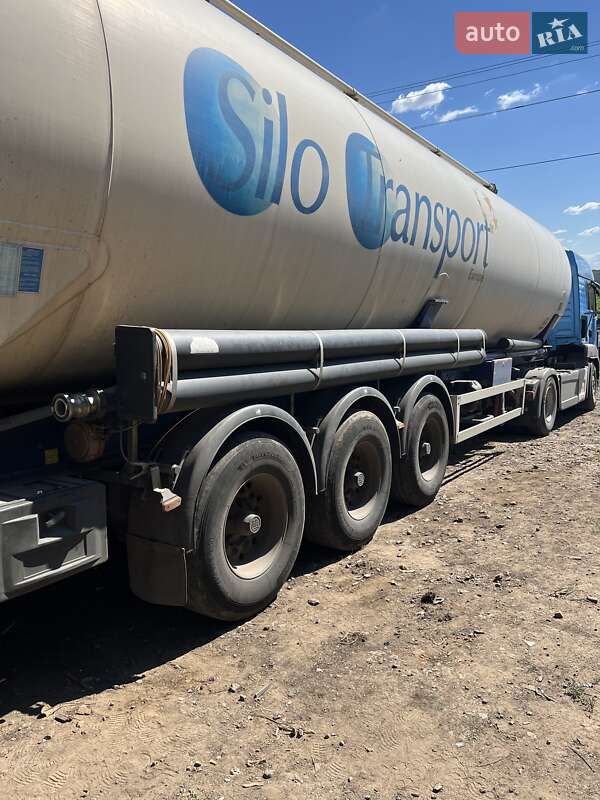 Цистерна Feldbinder KIP 2003 в Балті