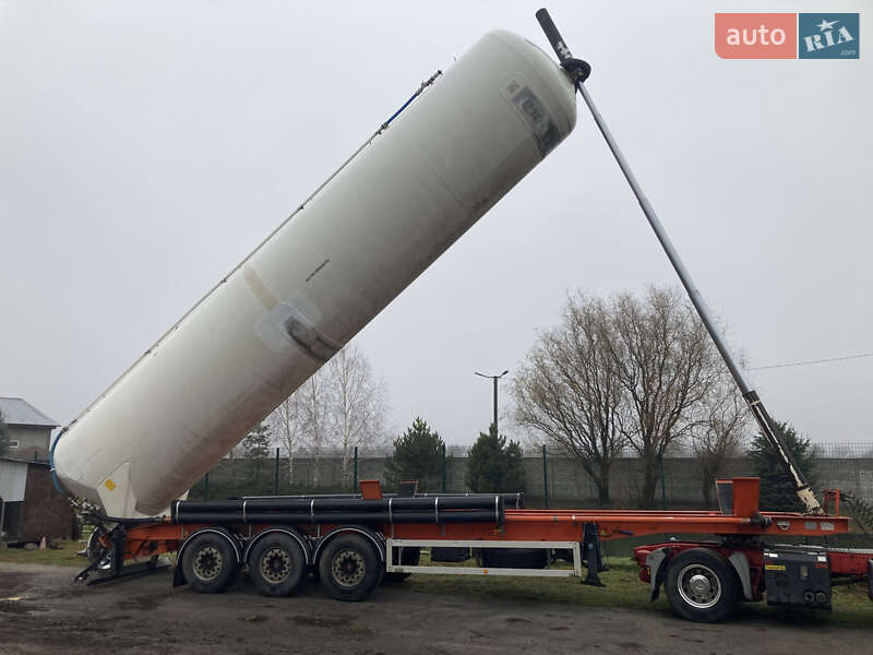 Цистерна полуприцеп Feldbinder KIP 2000 в Киеве