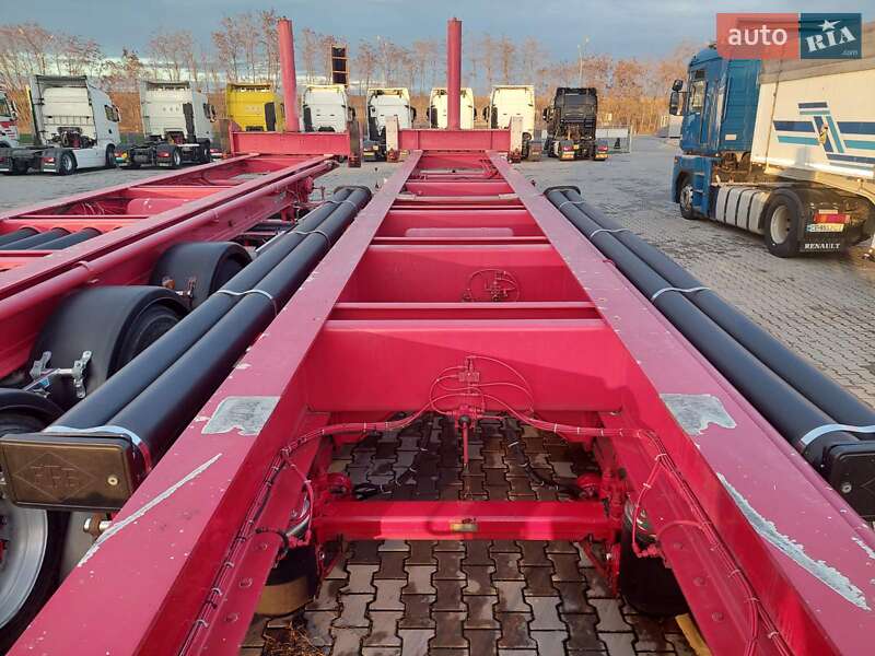 Контейнеровоз напівпричіп Feldbinder KIP 1999 в Чернівцях