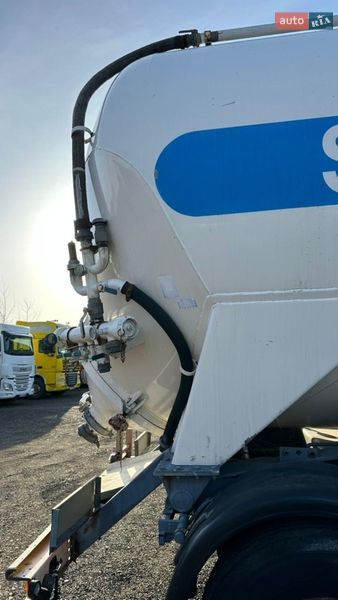 Цистерна полуприцеп Feldbinder KIP 1997 в Луцке