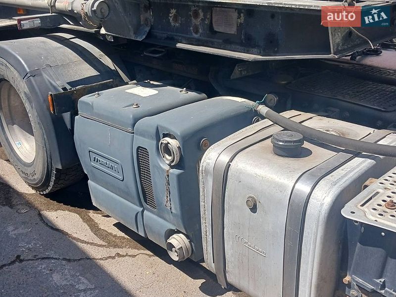 Цистерна полуприцеп Feldbinder KIP 1999 в Запорожье