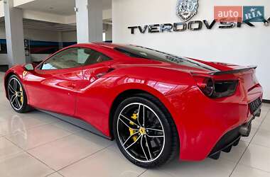 Купе Ferrari 488 GTB 2016 в 