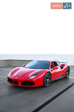 Купе Ferrari 488 GTB 2016 в 