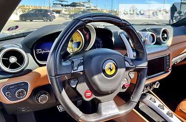 Кабриолет Ferrari California T 2014 в Киеве