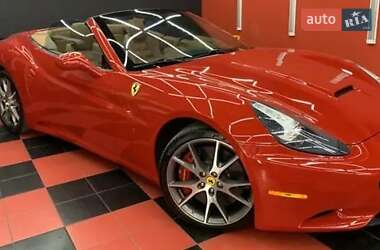 Кабріолет Ferrari California 2010 в 