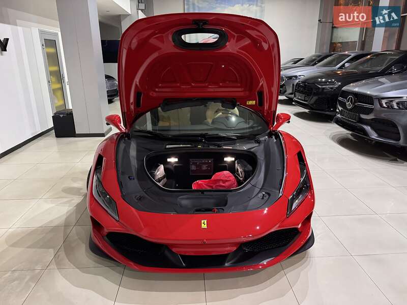 Позашляховик / Кросовер Ferrari F8 2021 в Одесі
