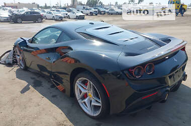 Купе Ferrari F8 2021 в 