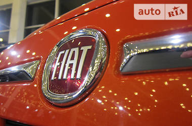 Хэтчбек Fiat 500 2013 в 