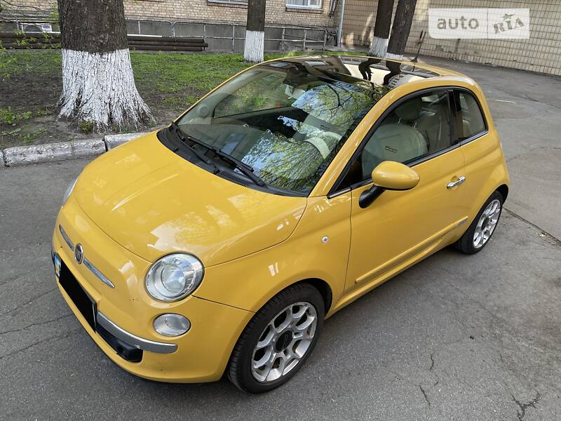 Хэтчбек Fiat 500 2015 в Киеве