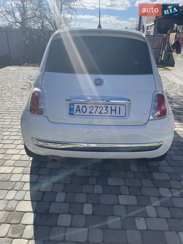 Хэтчбек Fiat 500 2010 в Берегово