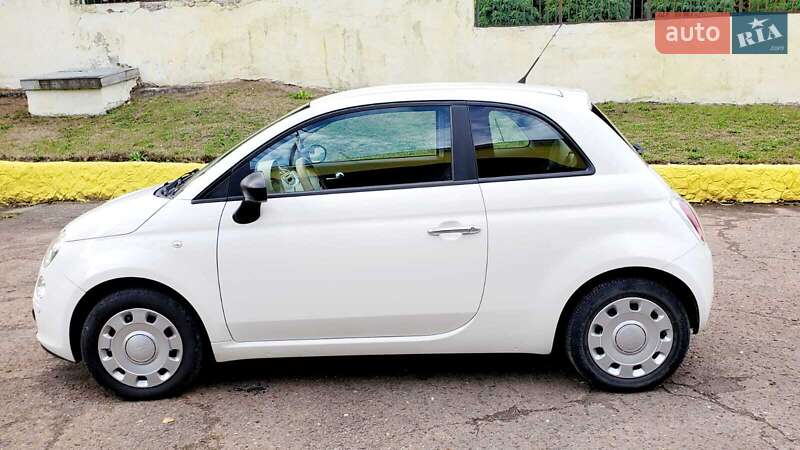 Fiat 500 2011