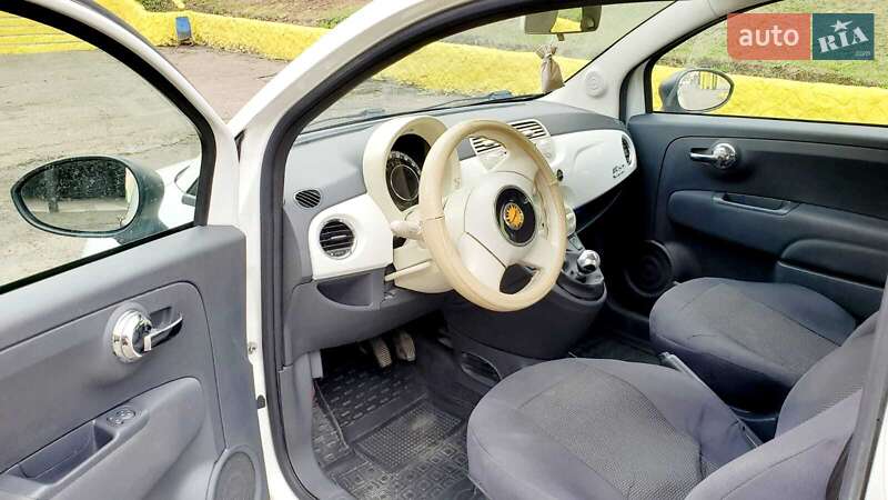 Универсал Fiat 500 2011 в Черновцах