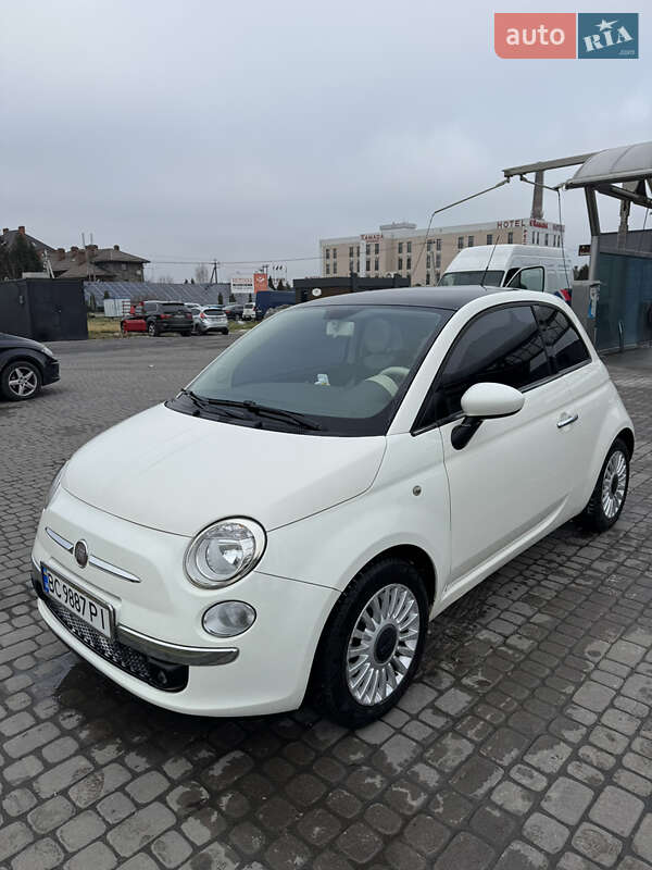 Хэтчбек Fiat 500 2009 в 