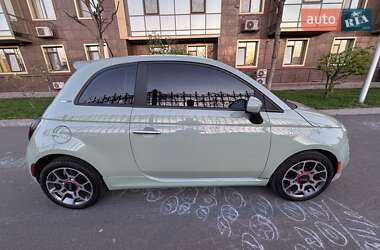 Хэтчбек Fiat 500 2012 в 