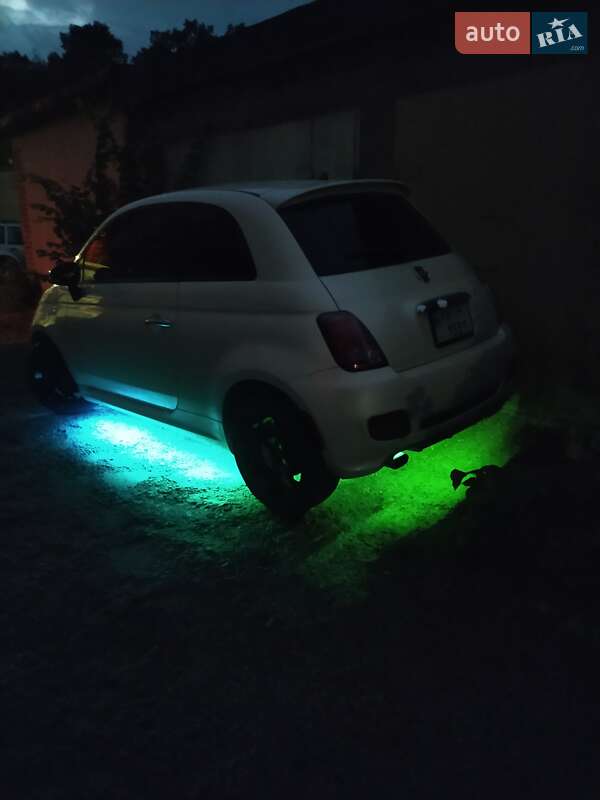 Хетчбек Fiat 500 2015 в Києві