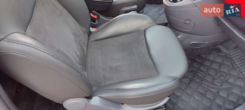 Хэтчбек Fiat 500 2011 в Днепре
