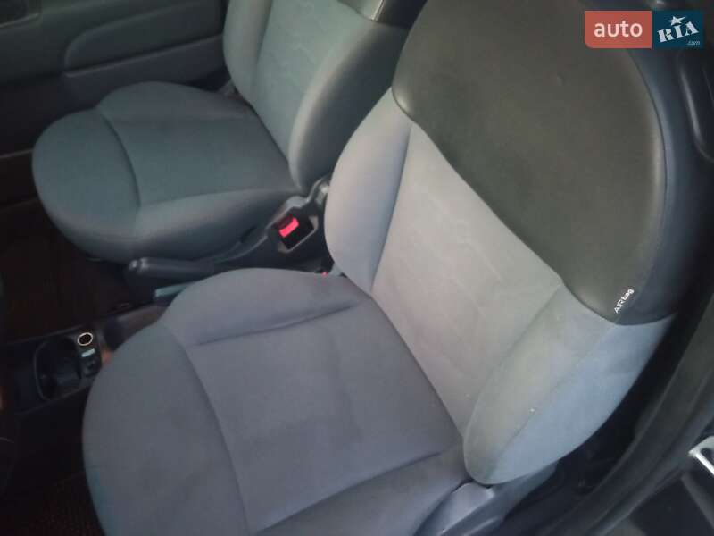 Хэтчбек Fiat 500 2011 в Каменском