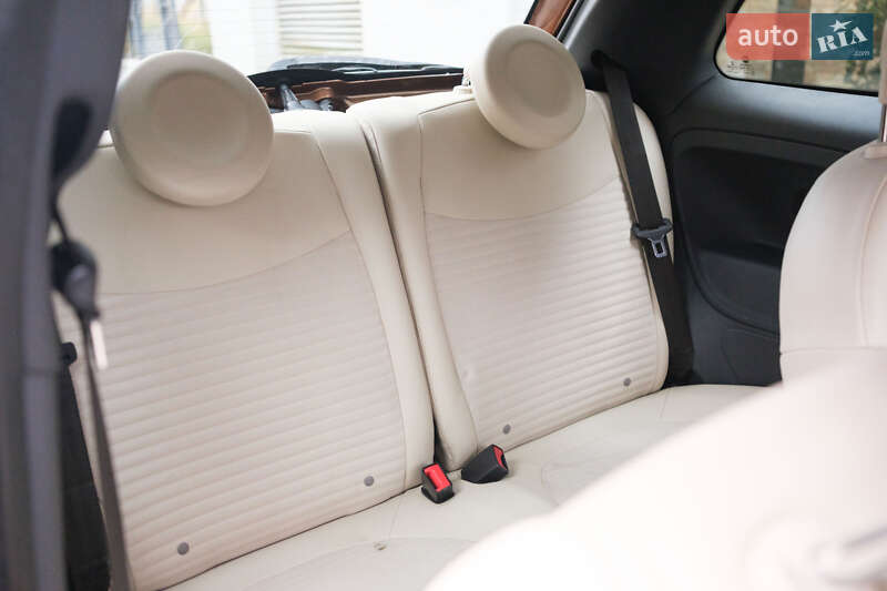 Хэтчбек Fiat 500 2015 в Львове