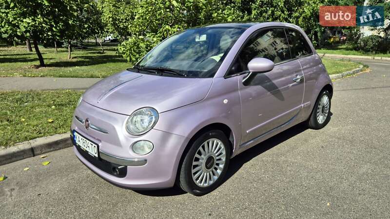 Хэтчбек Fiat 500 2012 в 