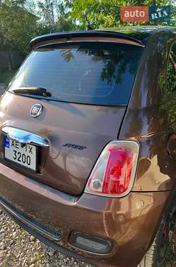 Хэтчбек Fiat 500 2012 в 