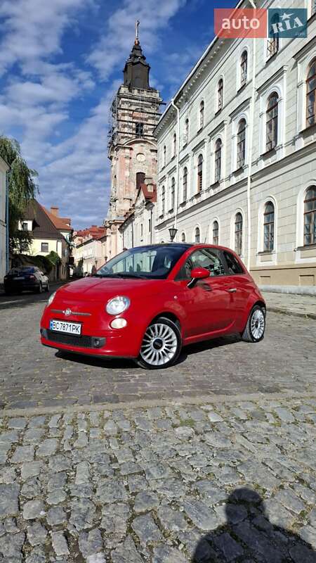 Хэтчбек Fiat 500 2008 в 
