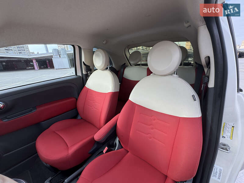 Хэтчбек Fiat 500 2012 в Киеве