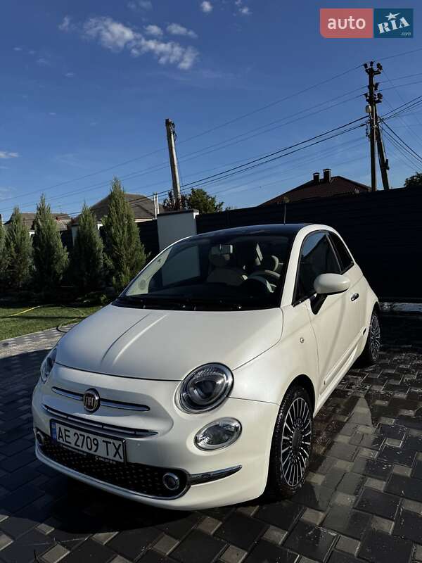 Хетчбек Fiat 500 2019 в Дніпрі фото Хетчбек Fiat 500 2019 в Дніпрі
