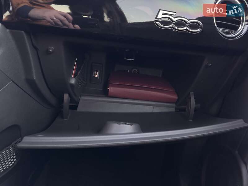 Хетчбек Fiat 500 2015 в Луцьку