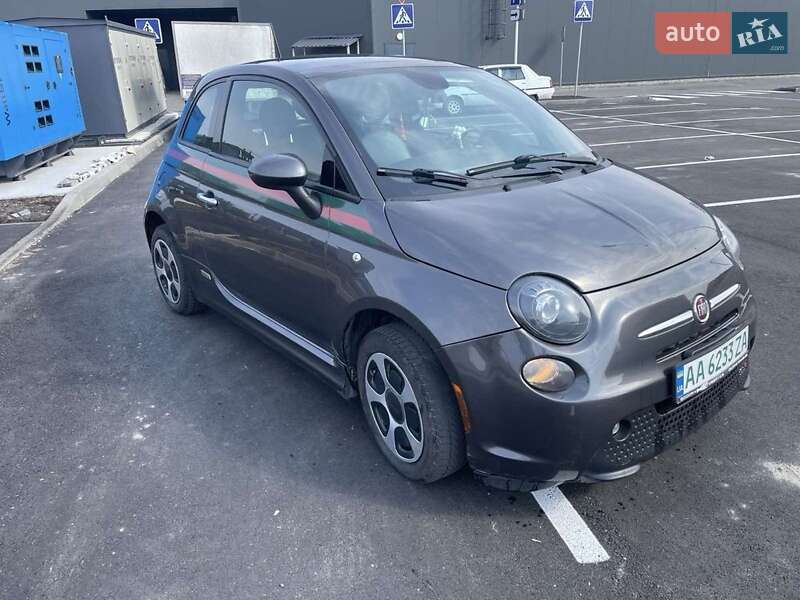 Хетчбек Fiat 500 2014 в Києві