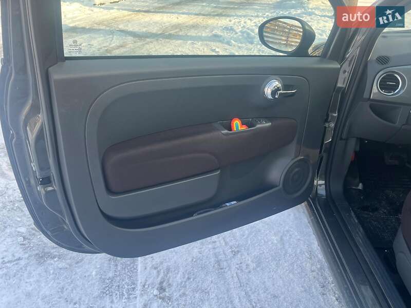 Хэтчбек Fiat 500 2012 в Киеве