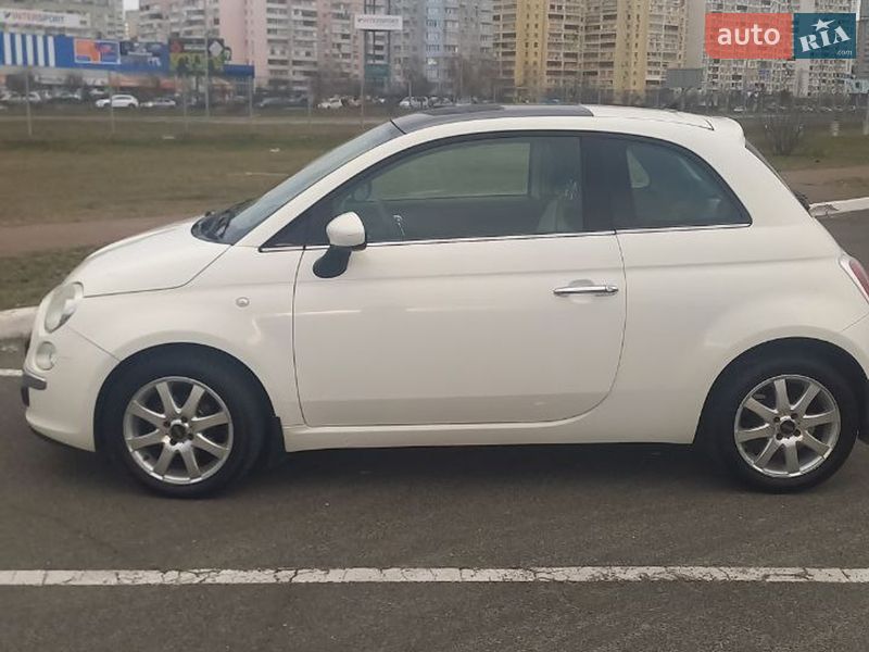 Fiat 500 2011