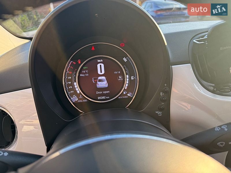 Хетчбек Fiat 500 2016 в Києві