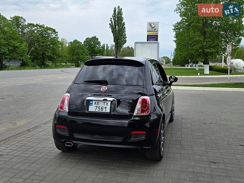 Хэтчбек Fiat 500 2015 в Магдалиновке