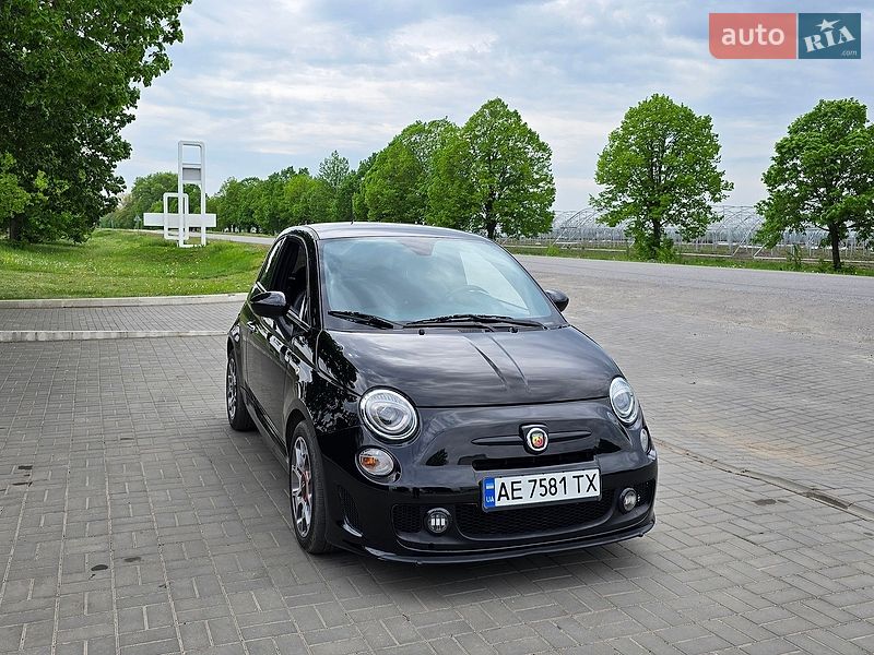 Хэтчбек Fiat 500 2015 в Магдалиновке