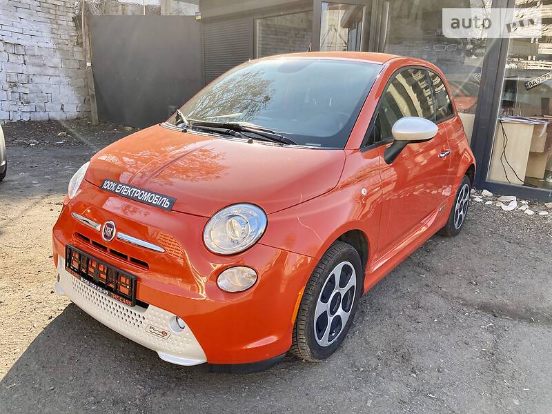 Хетчбек Fiat 500e 2015 в Києві