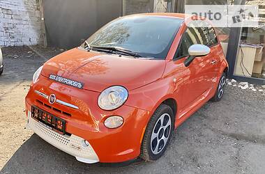Хетчбек Fiat 500e 2015 в 