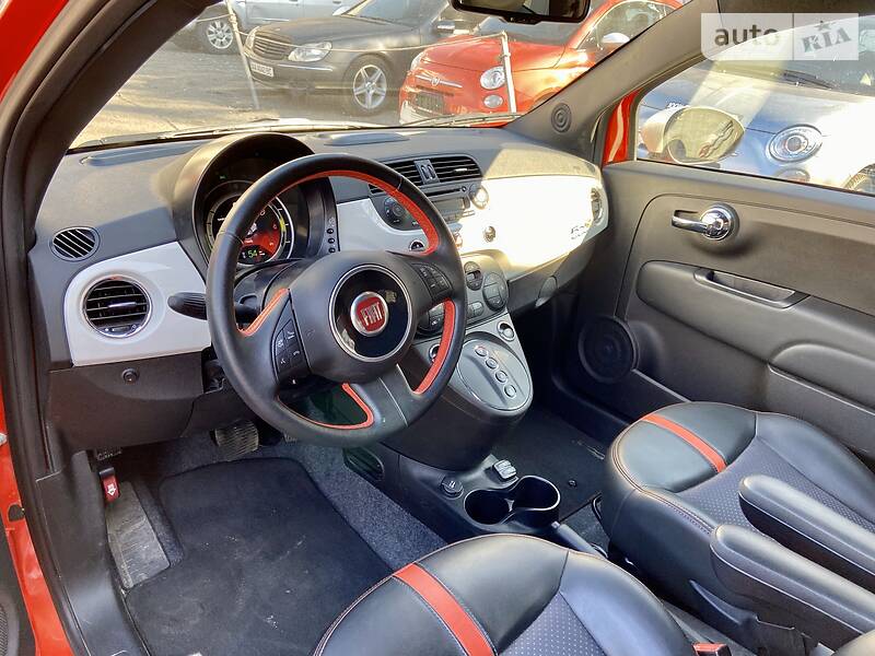 Хетчбек Fiat 500e 2015 в Києві