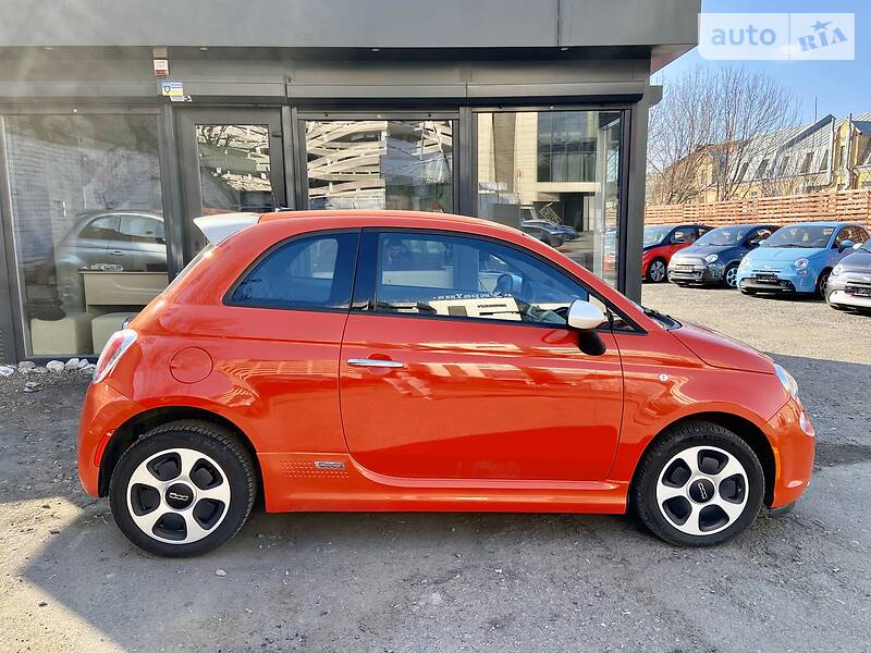 Хетчбек Fiat 500e 2015 в Києві