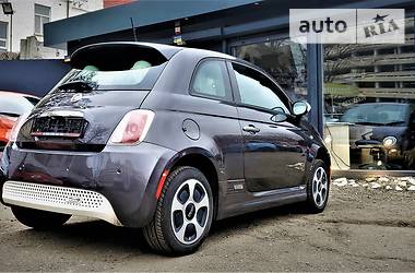 Хэтчбек Fiat 500e 2016 в 