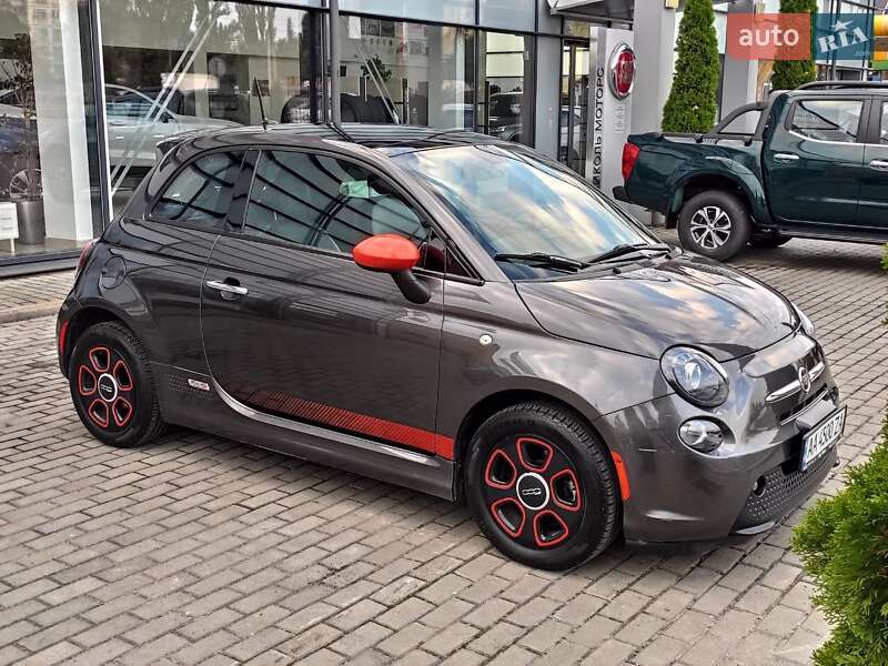 Хэтчбек Fiat 500e 2014 в Киеве