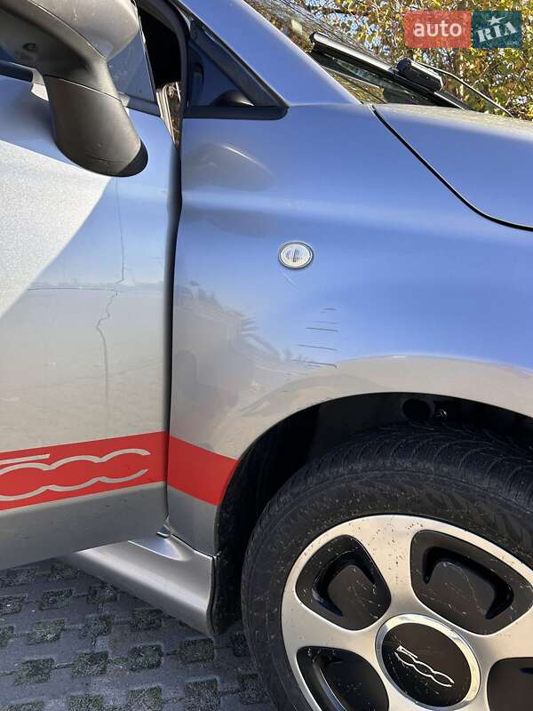 Хэтчбек Fiat 500e 2016 в Киеве фото 11 Хэтчбек Fiat 500e 2016 в Киеве
