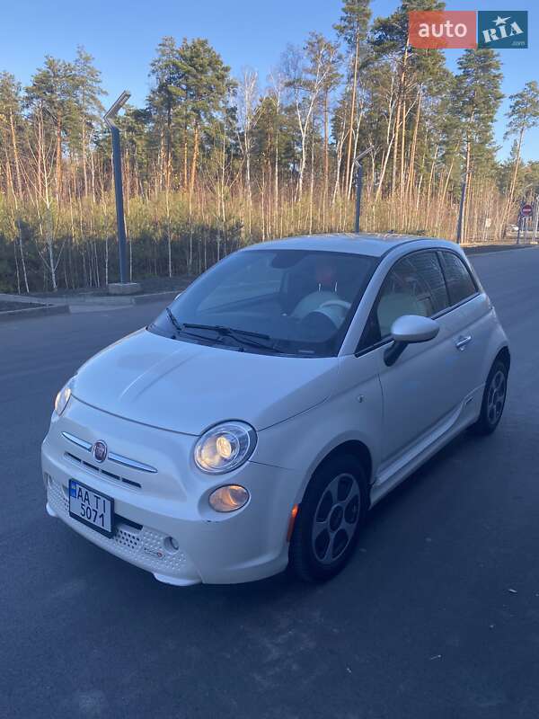 Хэтчбек Fiat 500e 2013 в Киеве