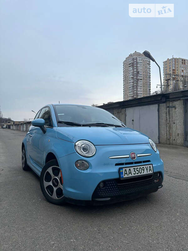 Хэтчбек Fiat 500e 2016 в Киеве фото 4 Хэтчбек Fiat 500e 2016 в Киеве