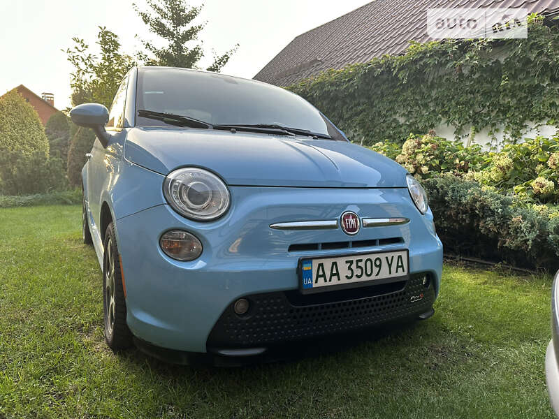 Хэтчбек Fiat 500e 2016 в Киеве фото 2 Хэтчбек Fiat 500e 2016 в Киеве