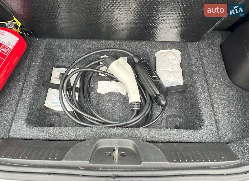 Хэтчбек Fiat 500e 2017 в Киеве