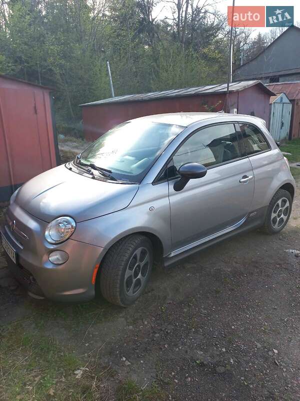 Хетчбек Fiat 500e 2017 в Дрогобичі
