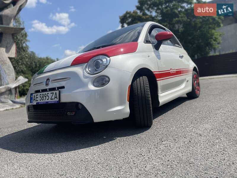 Хэтчбек Fiat 500e 2019 в Днепре