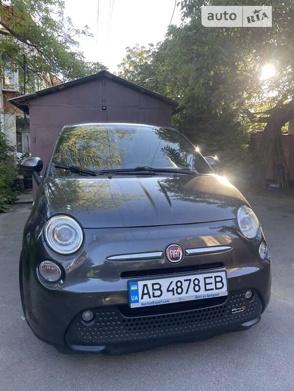 Хэтчбек Fiat 500e 2015 в Виннице