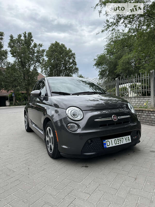 Хэтчбек Fiat 500e 2016 в Запорожье