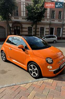 Хэтчбек Fiat 500e 2013 в 
